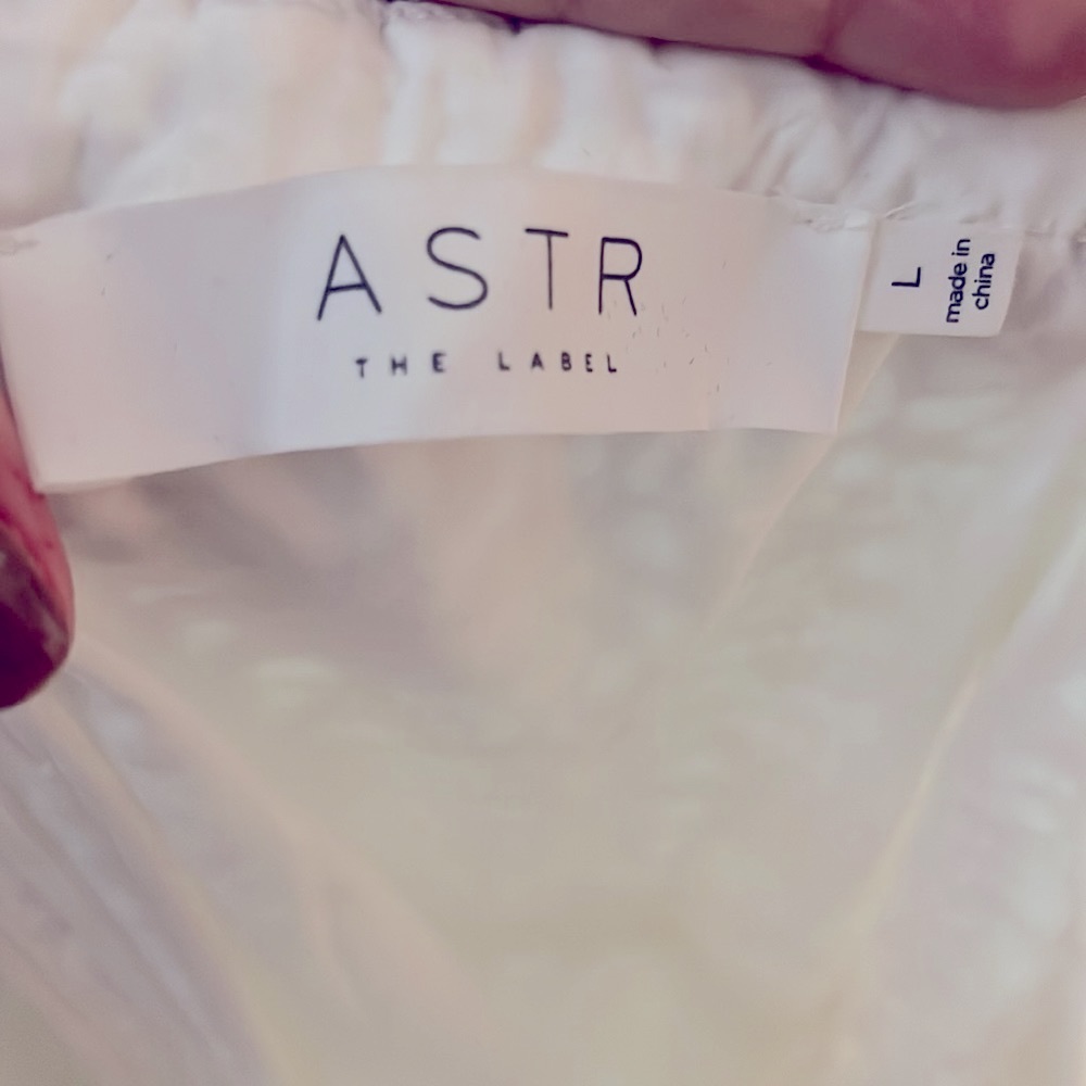 New ASTR The Brand white mini dress. Never worn. Perfect for bridal events! - Picture 4 of 4